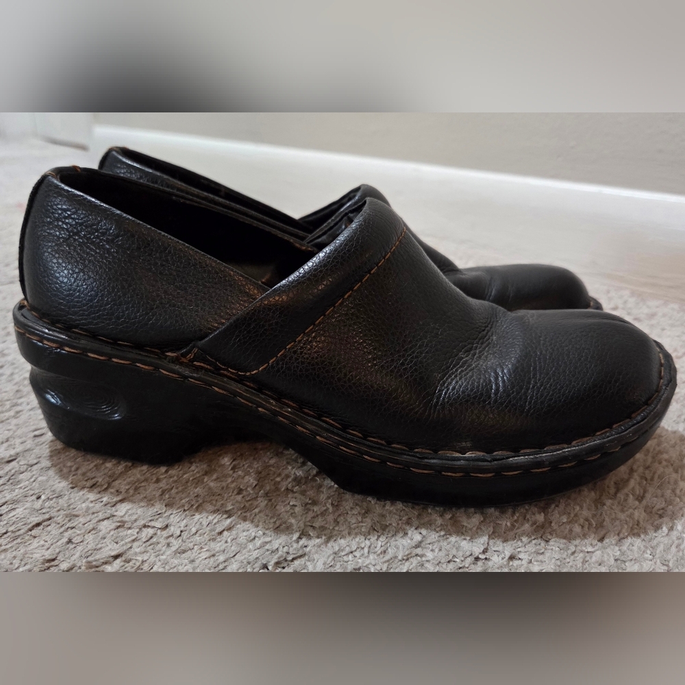 Sonoma Black Leather Slip-On Clogs